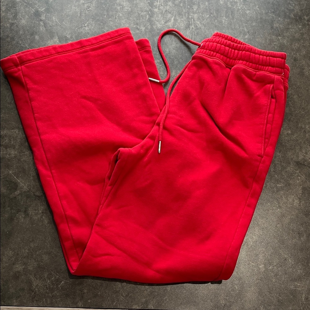 Abercrombie red sweats
